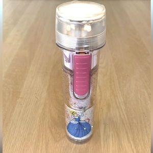 Disney Princess (Cinderella & Snow White) Sparkly Fluid Filled Base Flashlight